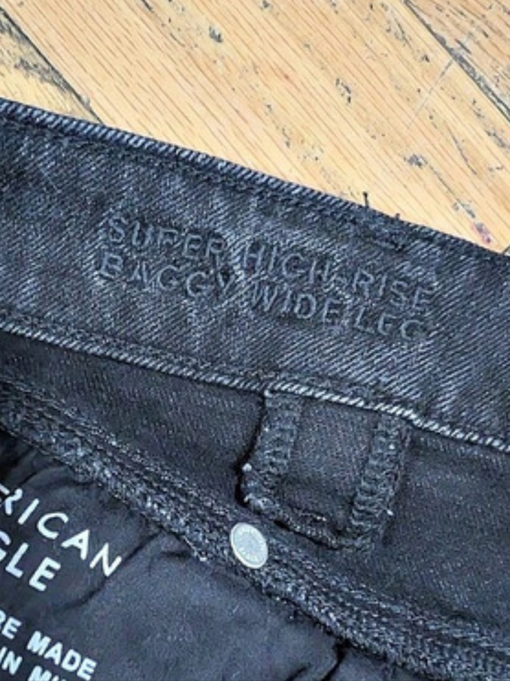 American Eagle Ladies Size 4 Super High Rise Baggy High Rise *F25 - Picture 7 of 10
